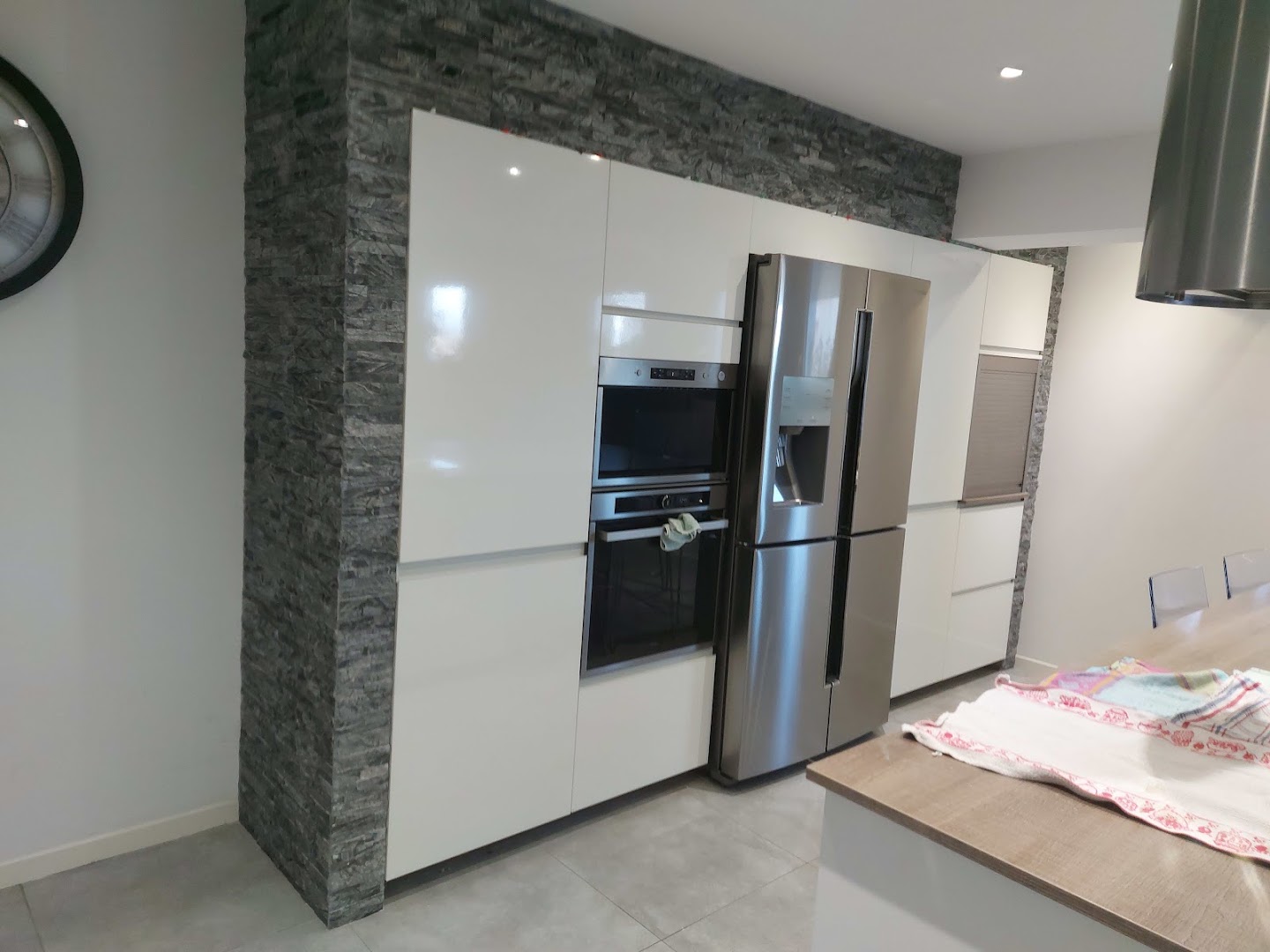 H a s construction renovation habitat — Photos 10